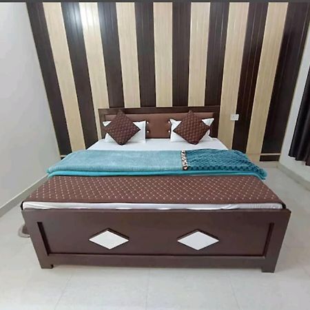 Ramam Hotel By Naavagat 700Mtr From Shri Ram Janambhumi Ayodhya エクステリア 写真