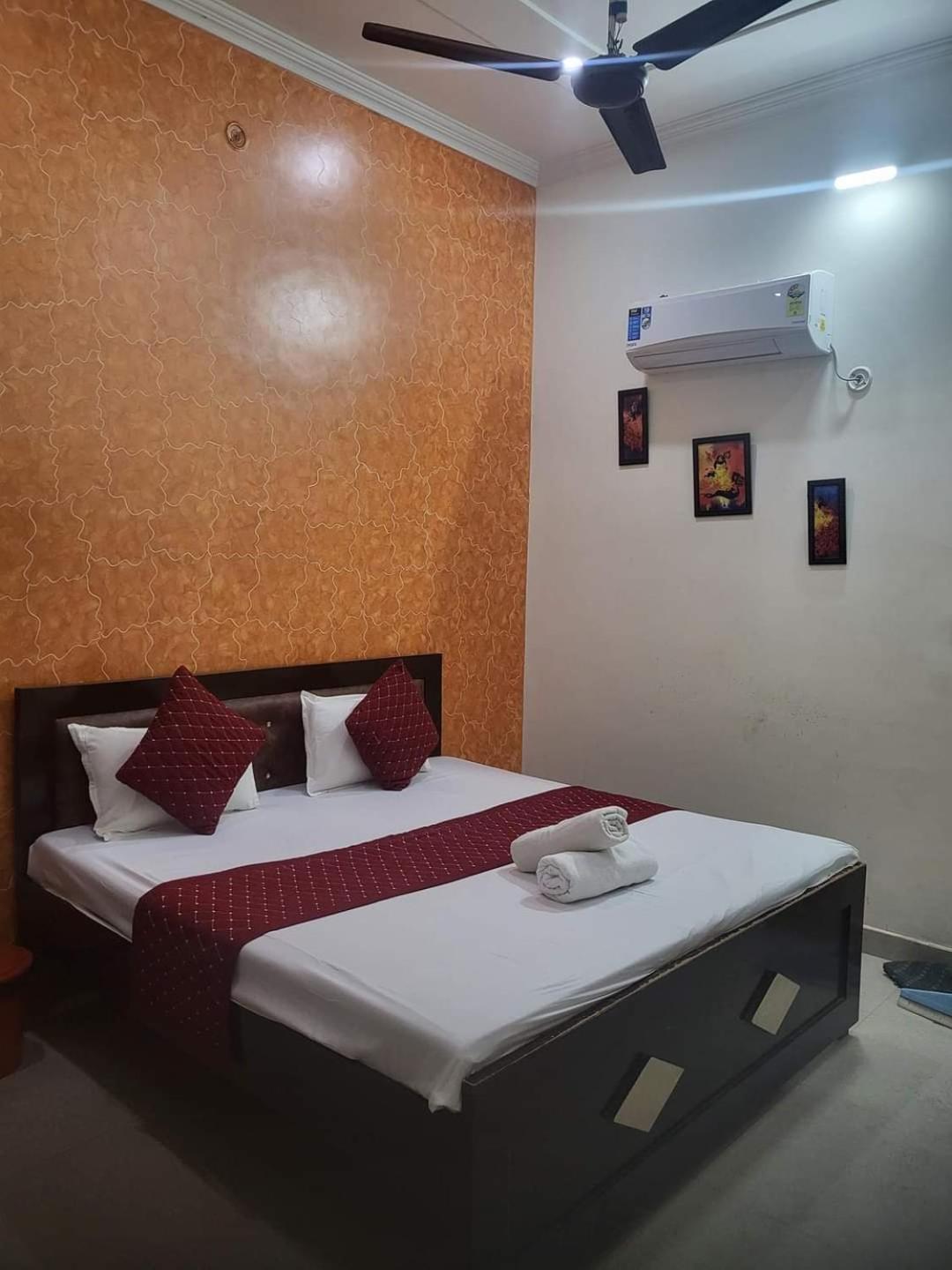 Ramam Hotel By Naavagat 700Mtr From Shri Ram Janambhumi Ayodhya エクステリア 写真